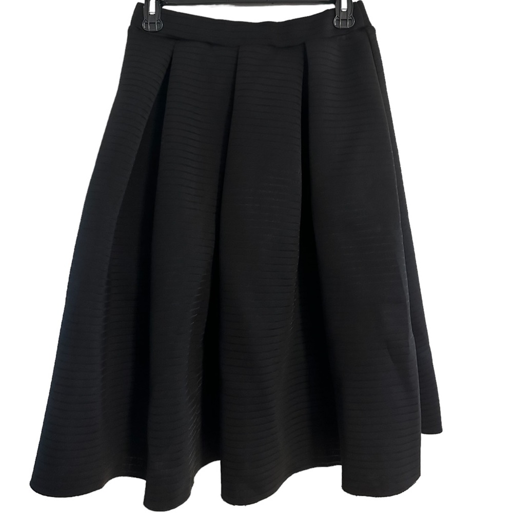 A-line full skirt